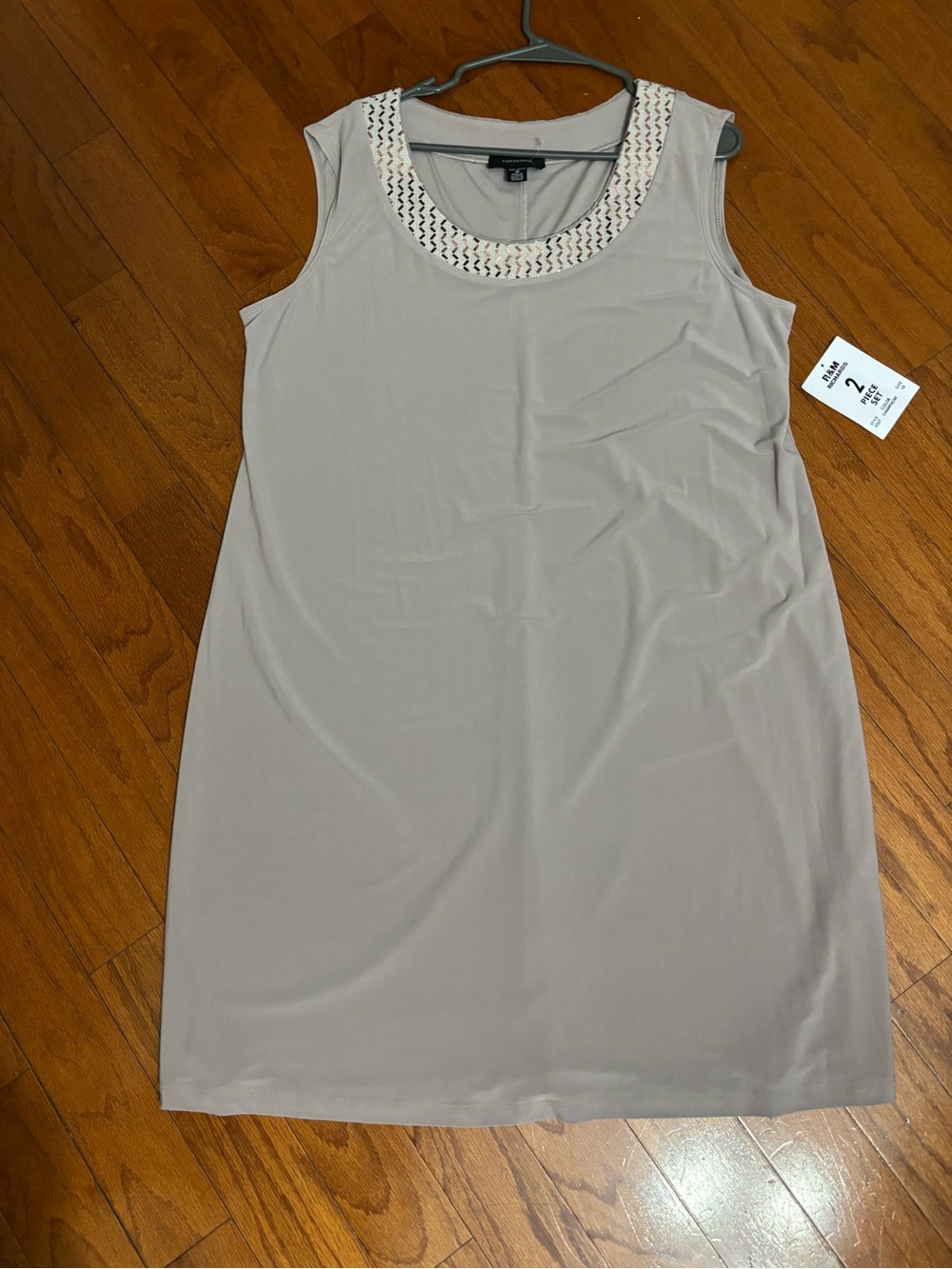 R&M Richards Women’s Champagne Mother of the Bride/Groom 2 Set Dress Size 18 - Picture 4 of 12